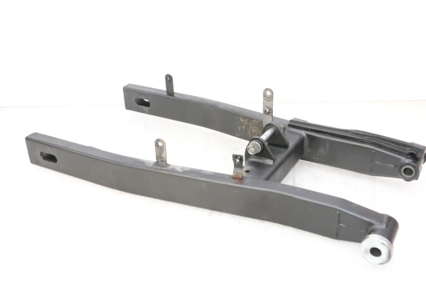 photo de SCHOMMELARM YAMAHA XJ6 ABS 600 (2008 - 2016) - Markeringen en referenties