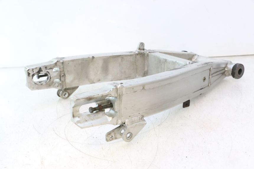 photo de SCHOMMELARM YAMAHA XJR 1300 (1998 - 2002) - Detail van het onderdeel