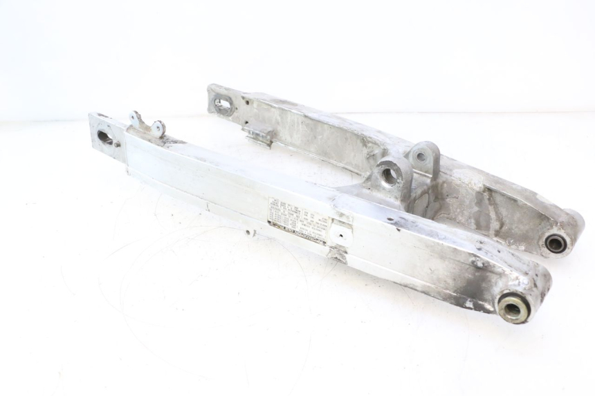 photo de SCHOMMELARM HONDA XRV AFRICA TWIN 750 (1990 - 1992) - Detail van het onderdeel