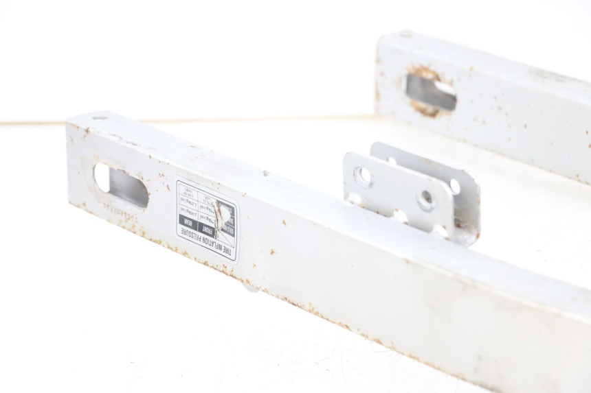 photo de SCHOMMELARM HYOSUNG XRX 125 (2000 - 2008) - Focus op structuur
