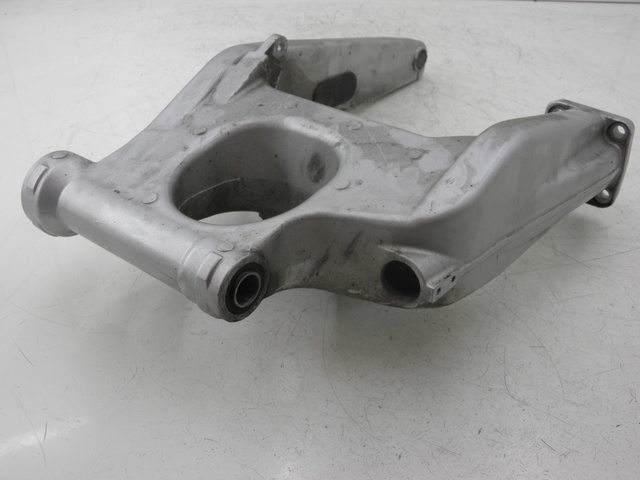 photo de SCHOMMELARM YAMAHA FJR 1300 (2004 - 2005) - Hoofdaanzicht