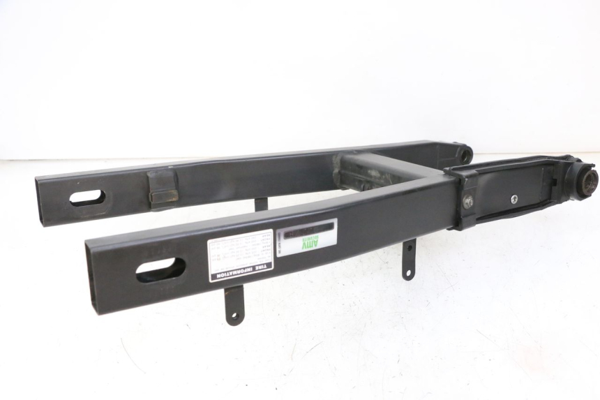 photo de SCHOMMELARM YAMAHA XJ6 600 (2008 - 2016) - Detail van het onderdeel