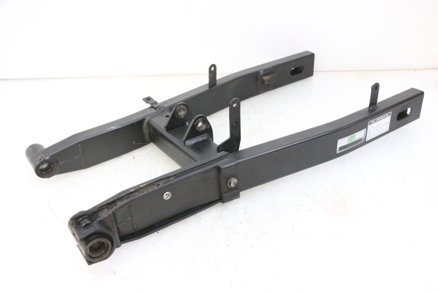 photo de SCHOMMELARM YAMAHA XJ6 600 (2008 - 2016) - Technische close-up