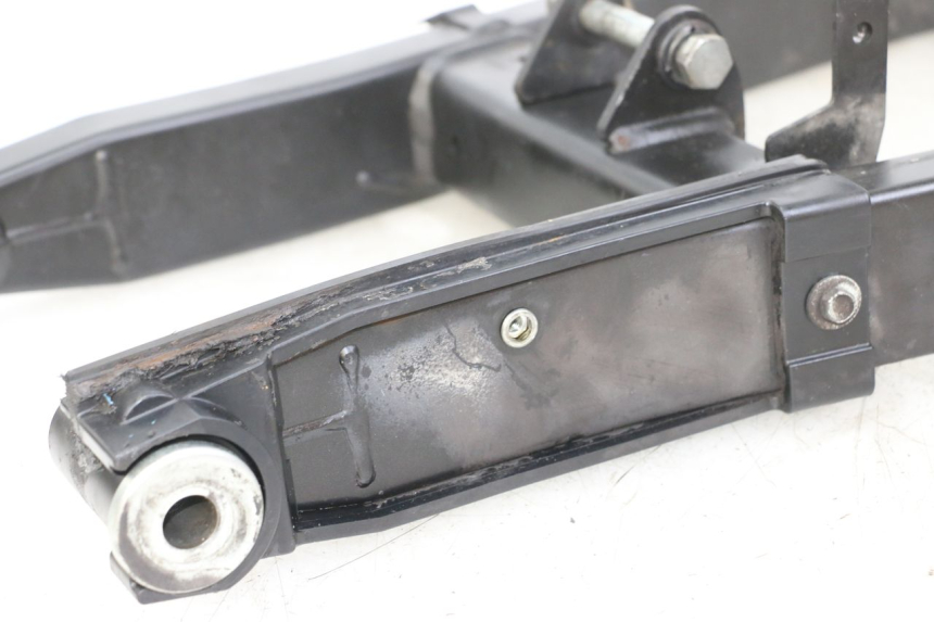 photo de SCHOMMELARM YAMAHA XJ6 ABS 600 (2008 - 2016) - Markeringen en referenties