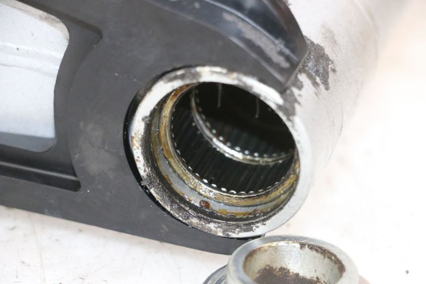 photo de SCHOMMELARM KAWASAKI ZR 7 750 (1999 - 2004) - Detail van het onderdeel