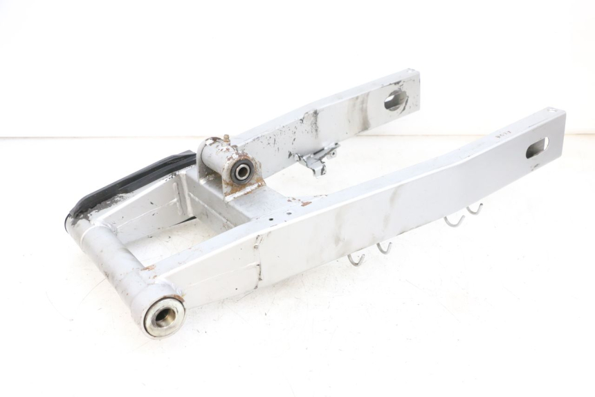 photo de SCHOMMELARM KAWASAKI ZR 7 750 (1999 - 2004) - Focus op structuur