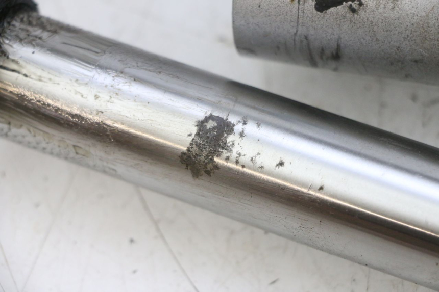 photo de SCHOMMELARM KAWASAKI ZR 7 750 (1999 - 2004) - Technische close-up