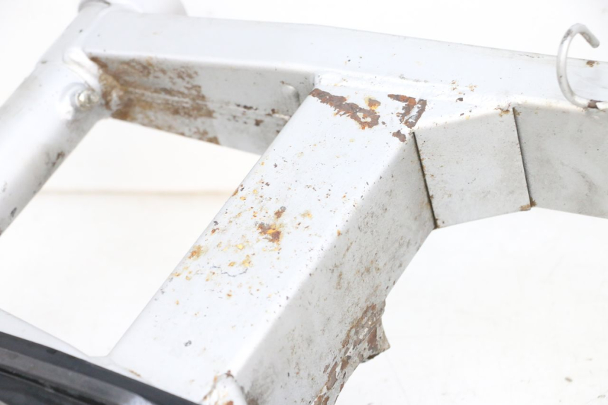 photo de SCHOMMELARM KAWASAKI ZR 7 750 (1999 - 2004) - Staat van het oppervlak