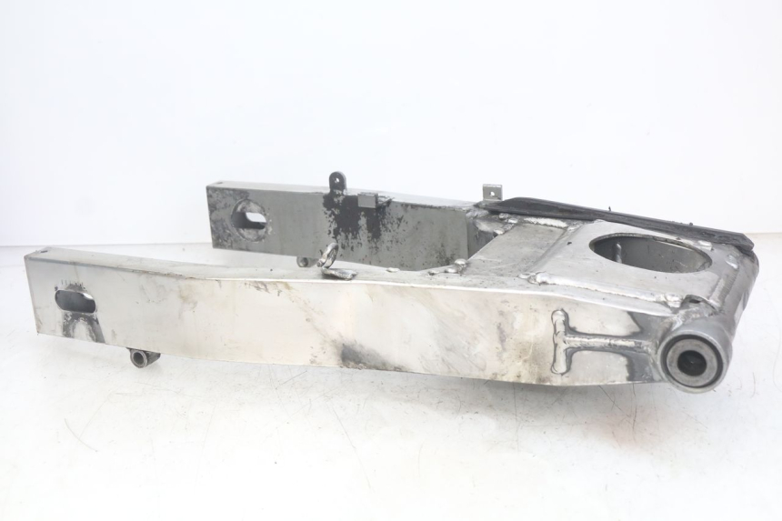 photo de SCHOMMELARM KAWASAKI ZX-6R ZX6R 600 (1995 - 1997) - Andere kijkhoek