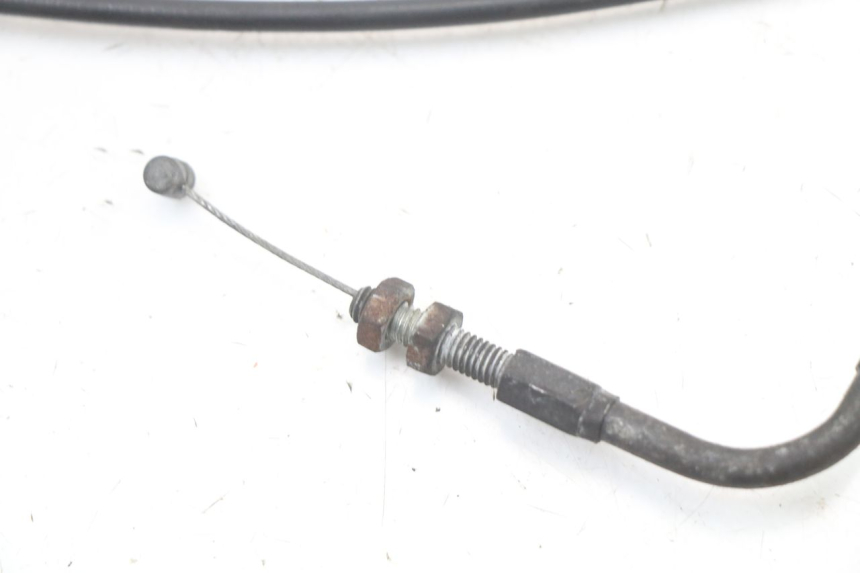 photo de GASKABEL PEUGEOT KISBEE 4T 50 (2010 - 2017) - Zoom op gebruiksstaat