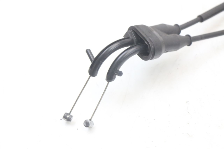 photo de GASKABEL YAMAHA FZ1 FAZER 1000 (2007 - 2009) - Technische close-up