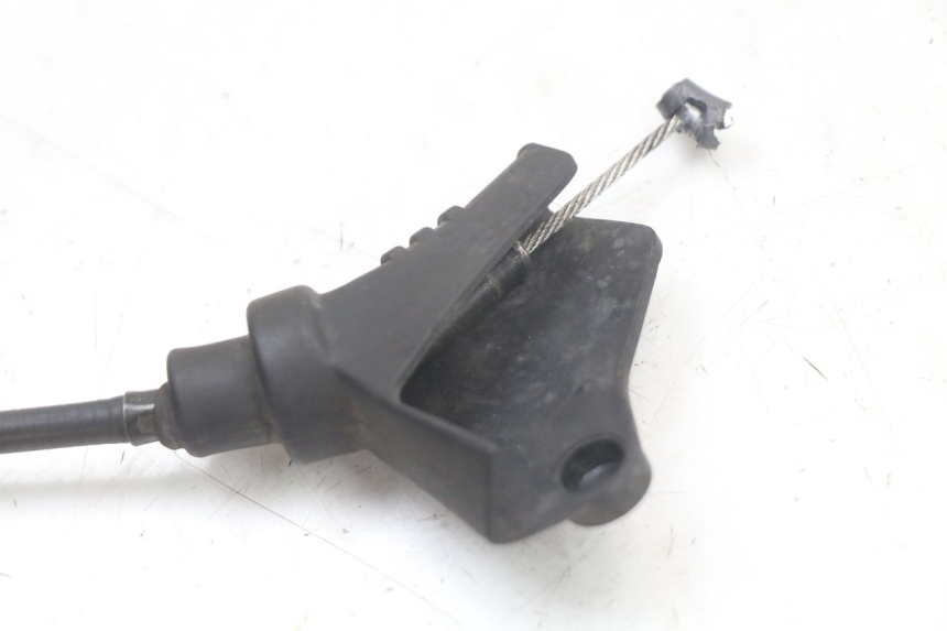 photo de KOPPELINGKABEL SUZUKI GS F 500 (2004 - 2007) - Andere kijkhoek