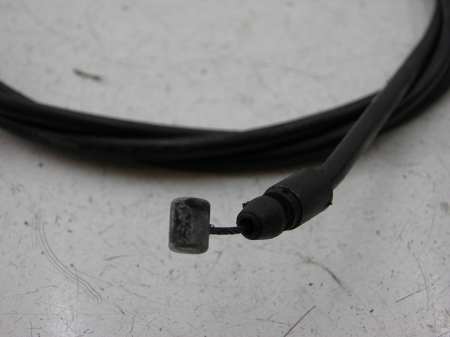 photo de ZADELSLOTKABEL PIAGGIO MP3 RL 125 (2006 - 2014) - Detail van het onderdeel