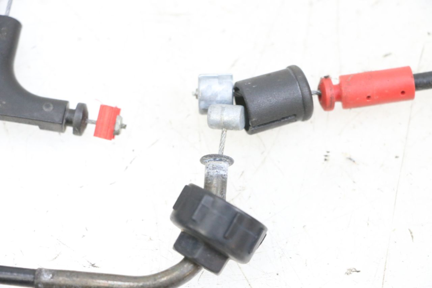 photo de ZADELSLOTKABEL YAMAHA XMAX X-MAX 125 (2006 - 2009) - Bevestigingspunten