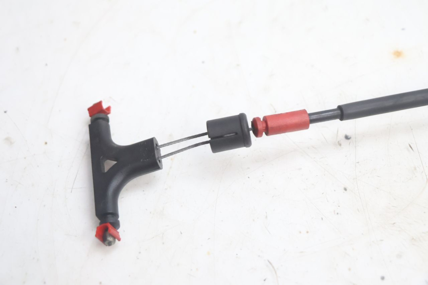 photo de ZADELSLOTKABEL YAMAHA XMAX X-MAX 125 (2006 - 2009) - Zoom op gebruiksstaat