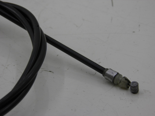 photo de ZADELSLOTKABEL YAMAHA CYGNUS 125 (1995 - 2003) - Zoom op gebruiksstaat