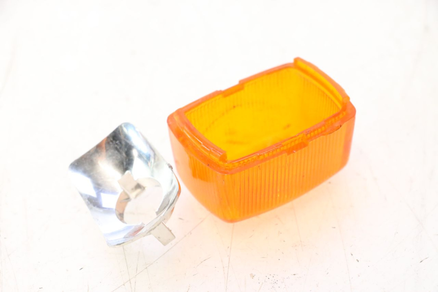photo de RECHTE ACHTERKNIPPERGLAS YAMAHA SLIDER 50 (1999 - 2004) - Staat van het oppervlak