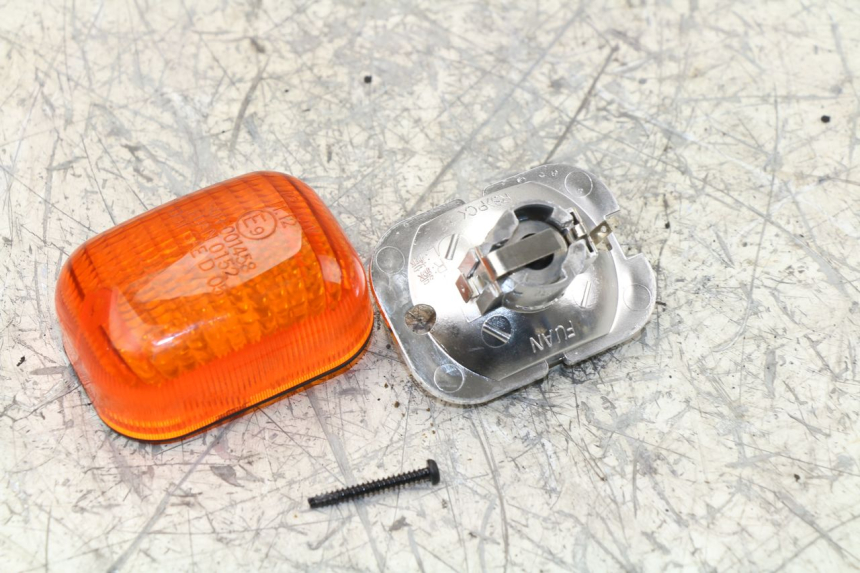 photo de ACHTERRECHTS KNIPPERLICHTGLAS YAMAHA BW'S BWS 125 (2010 - 2013) - Detail van het onderdeel