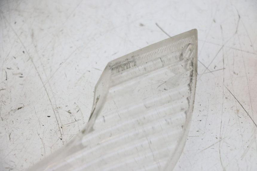 photo de VOORSTE RECHTER KNIPPERLICHTGLAS PEUGEOT VIVACITY NEW 2T 50 (2008 - 2017) - Staat van het oppervlak