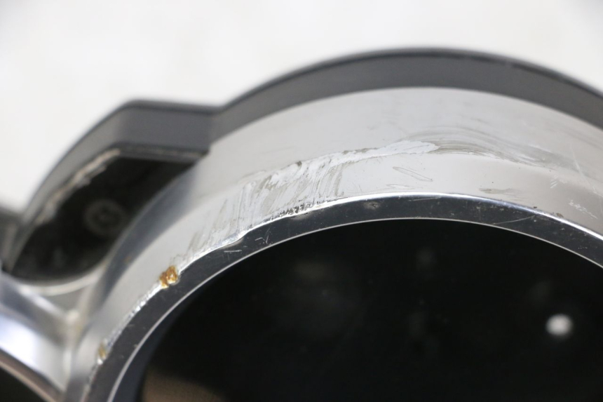 photo de TELLERKAPJE YAMAHA FJR ABS 1300 (2006 - 2012) - Bevestigingspunten