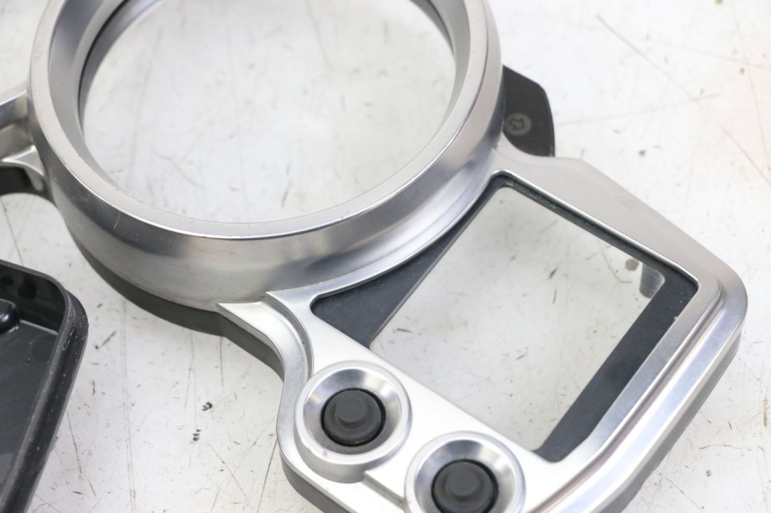 photo de TELLERKAPJE YAMAHA FJR ABS 1300 (2006 - 2012) - Markeringen en referenties