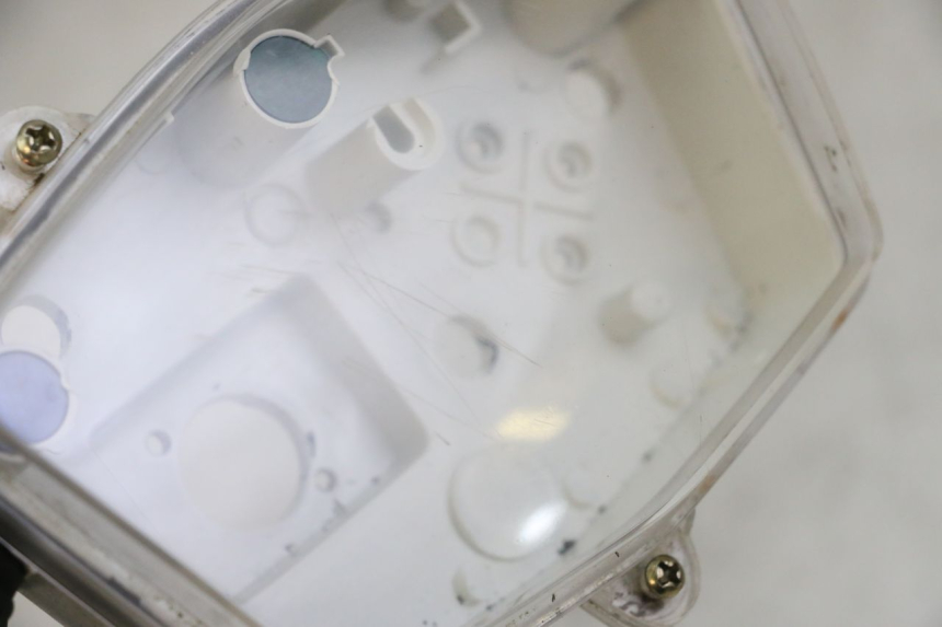 photo de TELLERKAPJE PEUGEOT KISBEE 4T 50 (2018 - 2022) - Zoom op gebruiksstaat