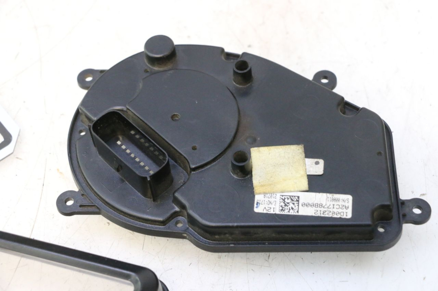 photo de TELGLAS TELLER PIAGGIO NRG POWER PUREJET 50 (2018 - 2021) - Kenmerkende details