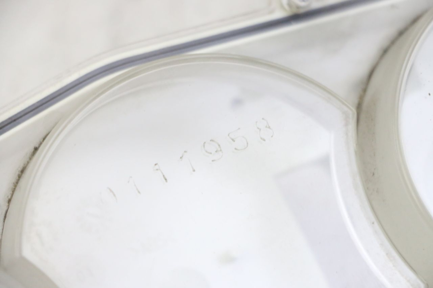 photo de TELLERKAPJE PEUGEOT SATELIS 250 (2006 - 2012) - Zoom op gebruiksstaat