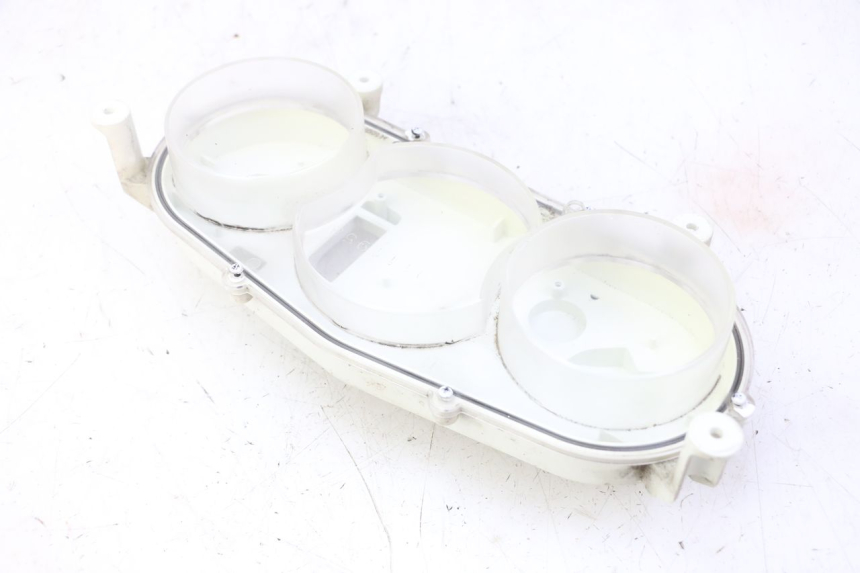 photo de TELLERKAPJE PEUGEOT SATELIS 250 (2006 - 2012) - Bevestigingspunten