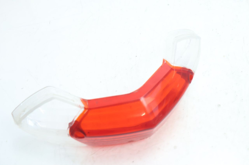 photo de ACHTERLICHTGLAS PEUGEOT KISBEE 2T 50 (2010 - 2017) - Detail van het onderdeel