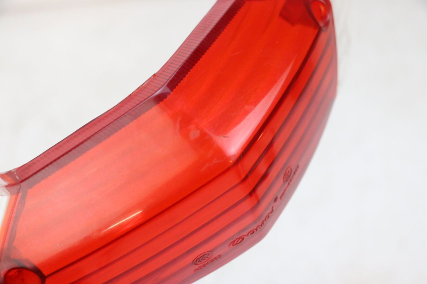 photo de ACHTERLICHTGLAS PEUGEOT KISBEE 4T 50 (2010 - 2017) - Zoom op gebruiksstaat