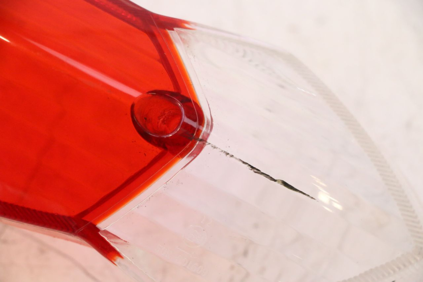 photo de ACHTERLICHTGLAS PEUGEOT KISBEE 4T 50 (2018 - 2022) - Overzicht