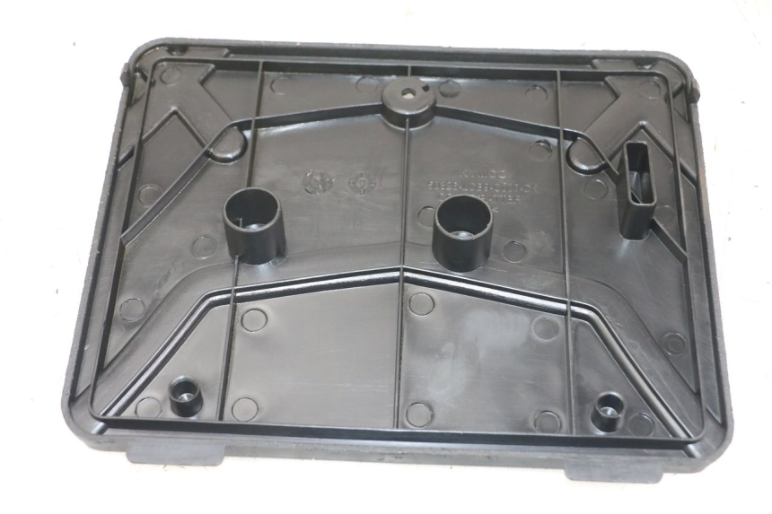 photo de ACCUAFDEKKING KYMCO AGILITY 4T 50 (2018 - 2022) - Detail van het onderdeel