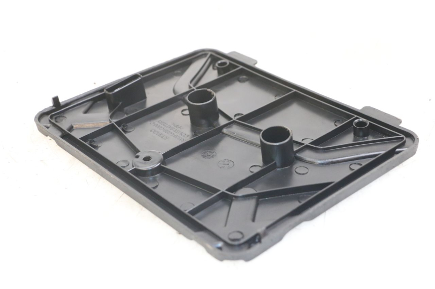 photo de ACCUAFDEKKING KYMCO AGILITY 4T 50 (2018 - 2022) - Zoom op gebruiksstaat