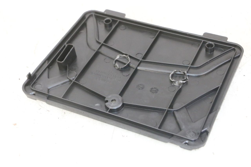 photo de BATTERIJAFDEKKING KYMCO AGILITY 4T 50 (2005 - 2018) - Detail van het onderdeel