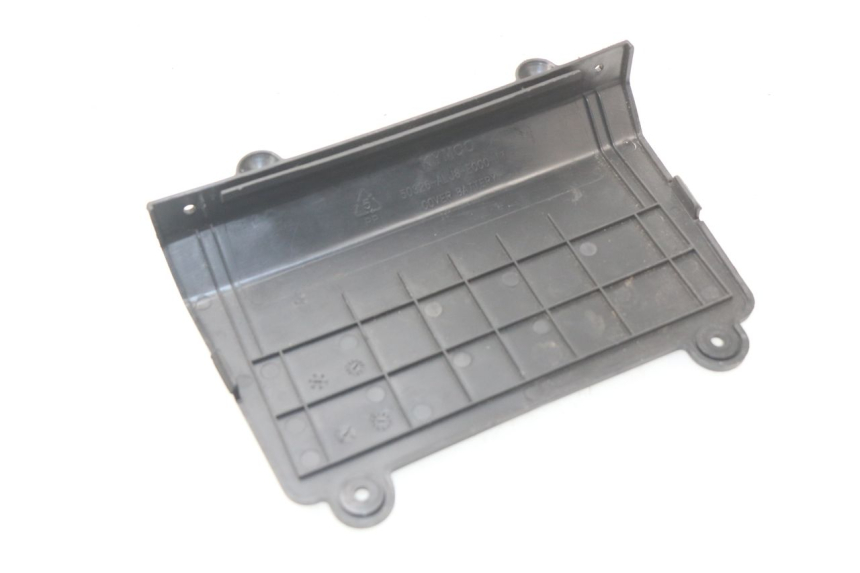 photo de ACCUAFDEKKING KYMCO AGILITY CITY 2T 50 (2008 - 2016) - Detail van het onderdeel