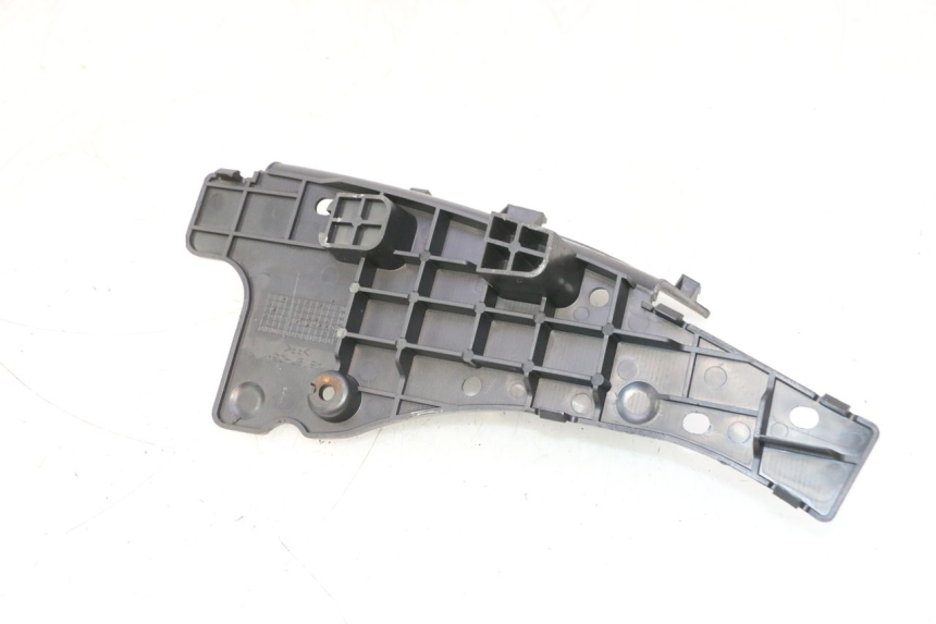 photo de ACCUAFDEKKING SUZUKI BURGMAN 125 (2007 - 2014) - Detail van het onderdeel