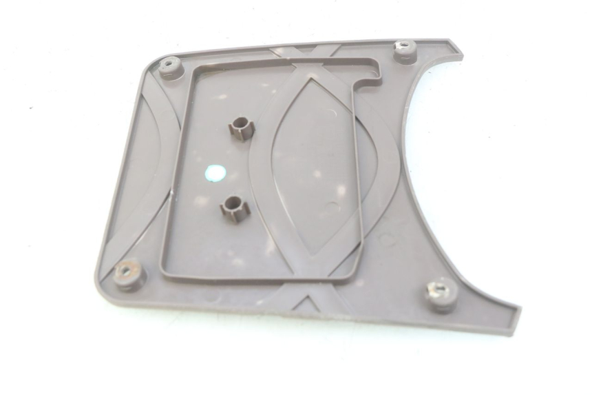 photo de BATTERIJAFDEKKING SYM FIDDLE 2 125 (2010 - 2013) - Detail van het onderdeel