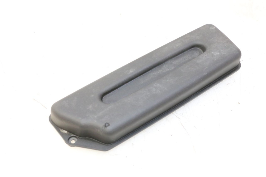 photo de BATTERIJAFDEKKING PIAGGIO FLY 2T 50 (2004 - 2017) - Detail van het onderdeel