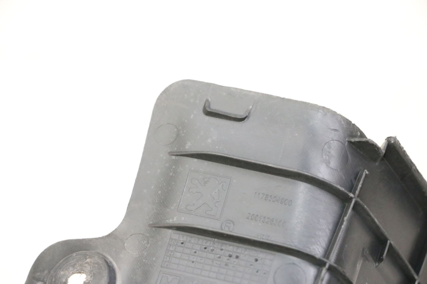 photo de ACCUAFDEKKING PEUGEOT KISBEE 2T 50 (2010 - 2017) - Detail van het onderdeel