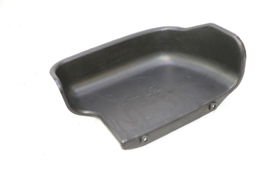 photo de BATTERIJAFDEKKING PIAGGIO MP3 LT 300 (2010 - 2016) - Detail van het onderdeel