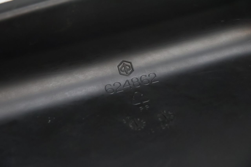 photo de BATTERIJAFDEKKING PIAGGIO MP3 500 (2011 - 2015) - Andere kijkhoek