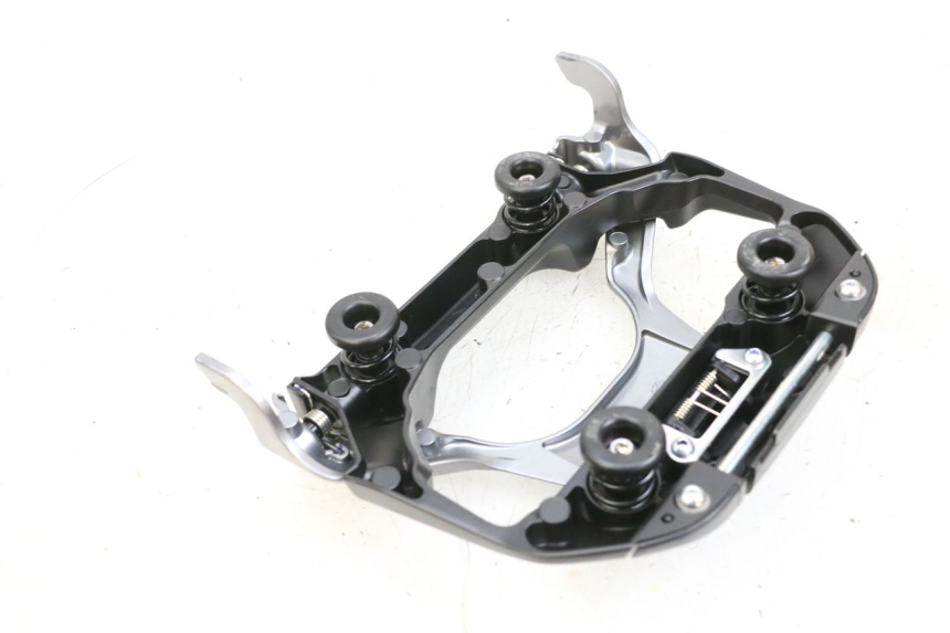 photo de ACCUAFDEKKING YAMAHA NEO'S CORE 1 (2022 - 2026) - Zoom op gebruiksstaat