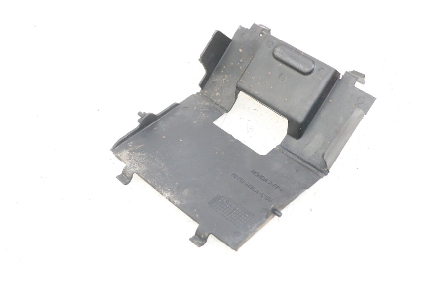 photo de ACCUAFDEKKING HONDA NTV DEAUVILLE 650 (1998 - 2001) - Detail van het onderdeel
