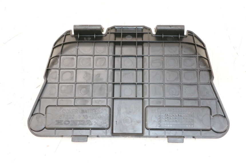 photo de BATTERIJAFDEKKING HONDA PCX (JF57/JF64) 125 (2014 - 2018) - Hoofdaanzicht