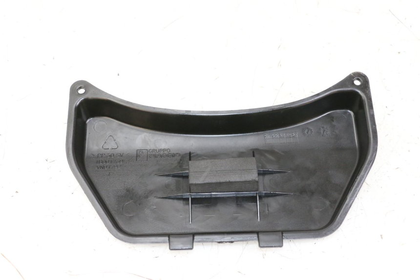 photo de BATTERIJAFDEKKING PIAGGIO LIBERTY IGET 4T 50 (2021 - 2025) - Detail van het onderdeel