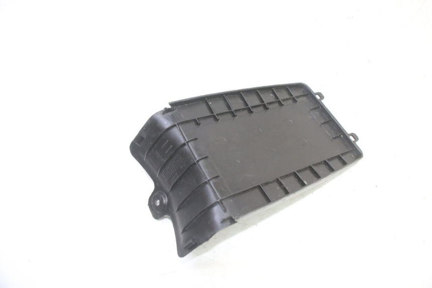 photo de BATTERIJAFDEKKING PEUGEOT STREETZONE I 2T 50 (2018 - 2020) - Zoom op gebruiksstaat