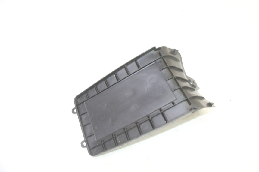 photo de BATTERIJAFDEKKING PEUGEOT STREETZONE I 2T 50 (2018 - 2020) - Andere kijkhoek