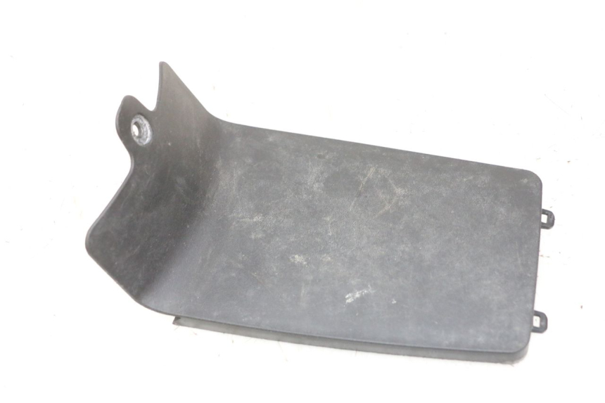 photo de BATTERIJAFDEKKING PEUGEOT STREETZONE I NAKED 2T 50 (2018 - 2020) - Zoom op gebruiksstaat