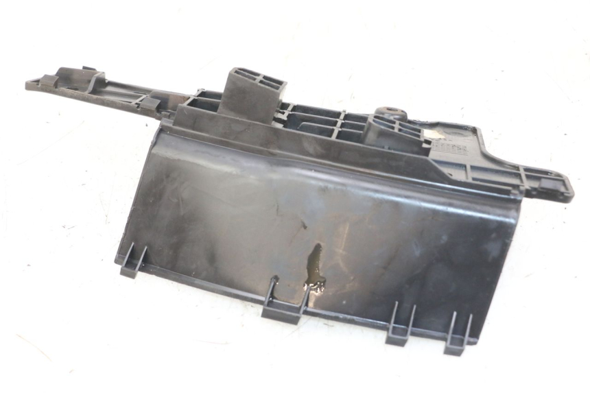 photo de ACCUAFDEKKING SUZUKI BURGMAN 125 (2007 - 2014) - Zoom op gebruiksstaat